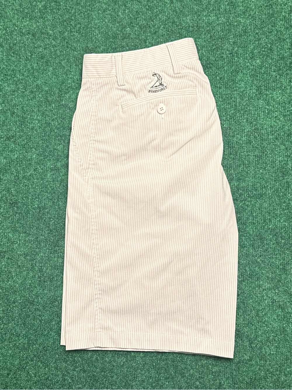Pinehurst FootJoy Golf Shorts in Light Beige & White Stripes (W30 / 9.5” Inseam) - Picture 3 of 6